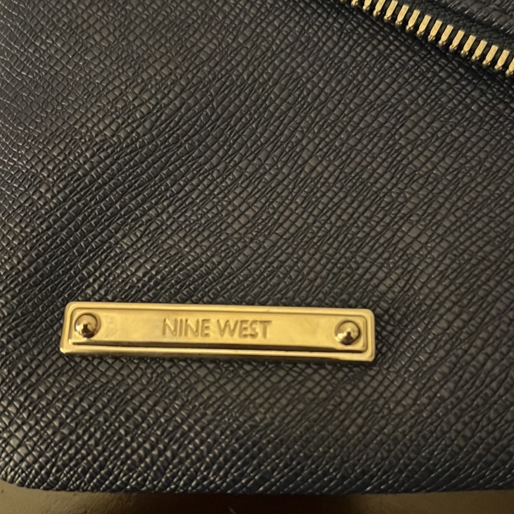 Nine West - Picture 2 of 9